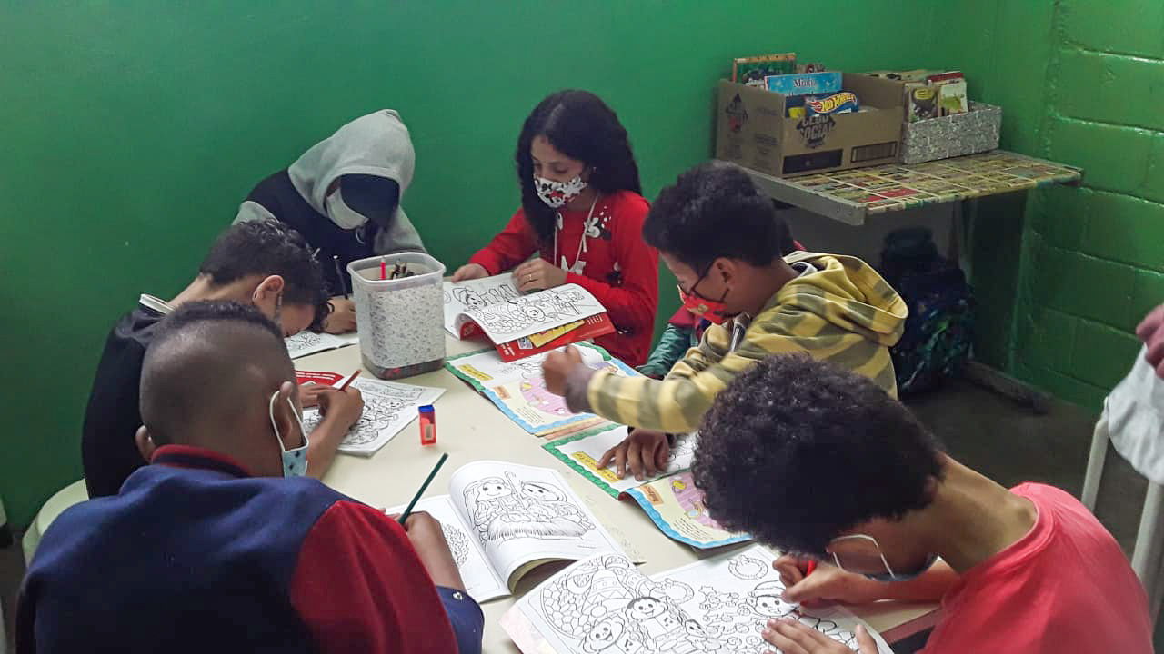 Casa dos meninos II Igrejinha - Guaianazes-026.jpg