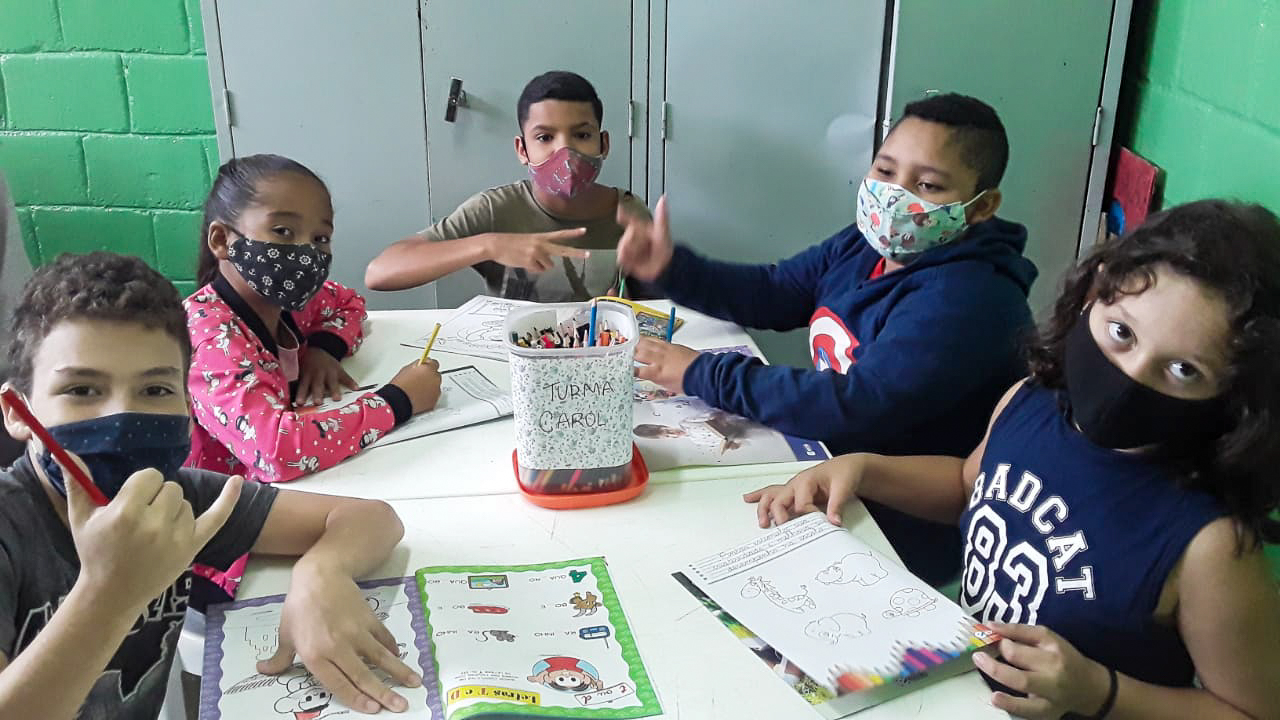 Casa dos meninos II Igrejinha - Guaianazes-012.jpg